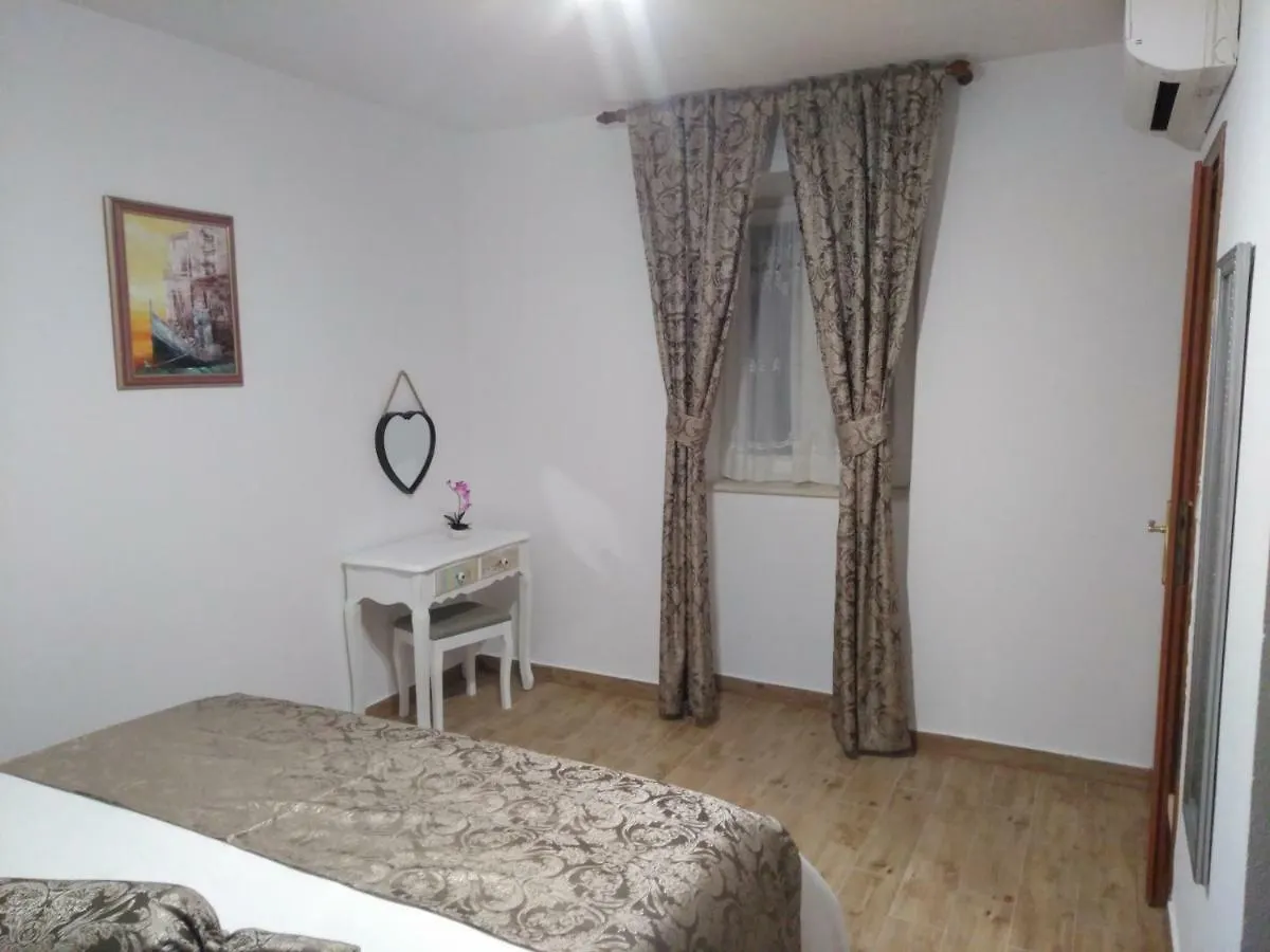 Apartment Center Roko Split 0*,  Croatia