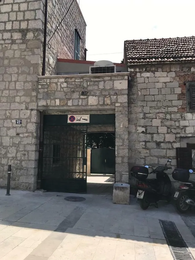 Apartment Center Roko Split